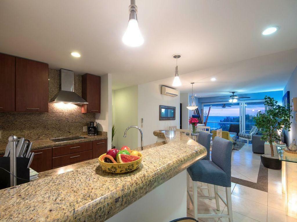 Breathtaking Villa Magna Beachfront Condo, 3 Bedrooms Sleeps 6 Nuevo Vallarta Exterior photo